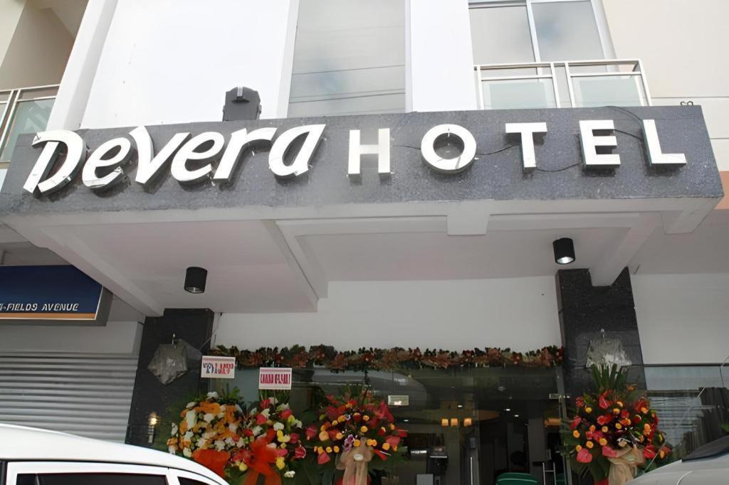 Devera Hotel Angeles Exterior photo