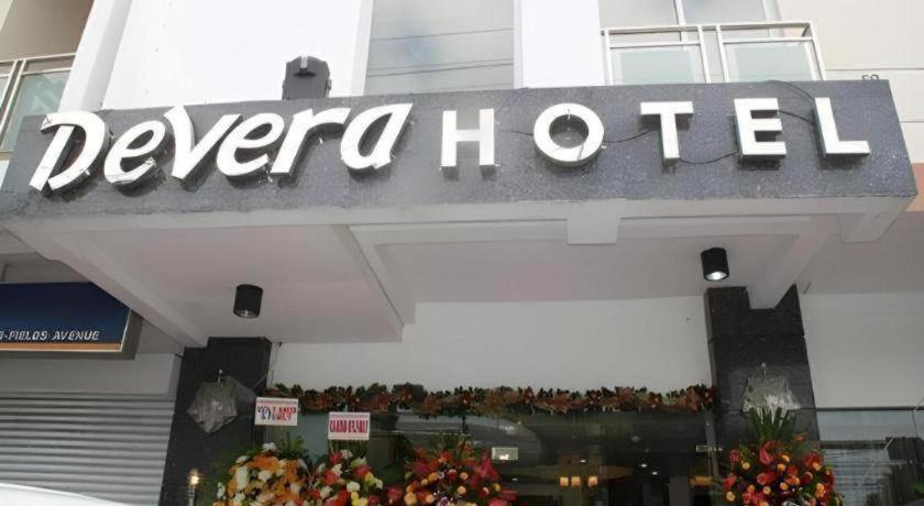 Devera Hotel Angeles Exterior photo